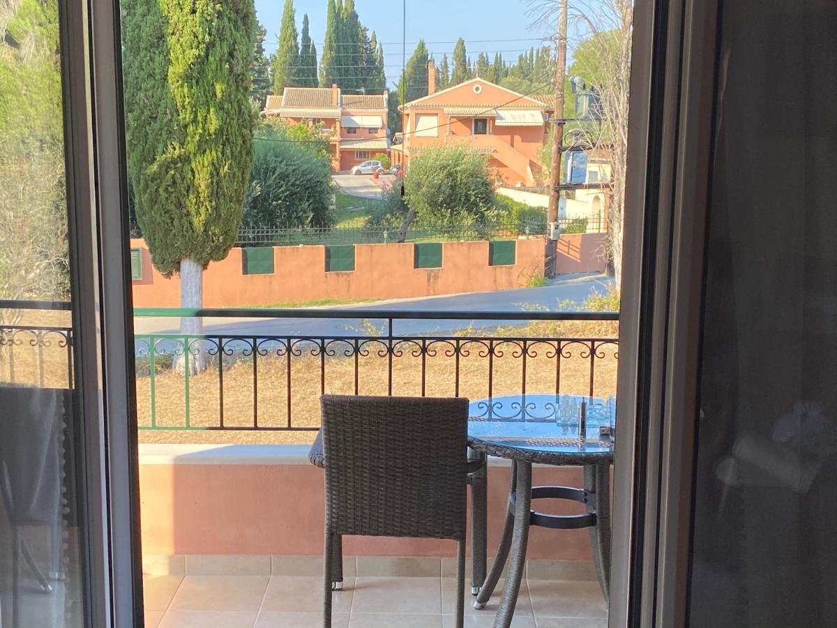 Апартаменты Ivy House Modern Life Near Corfu Town Контокали Экстерьер фото